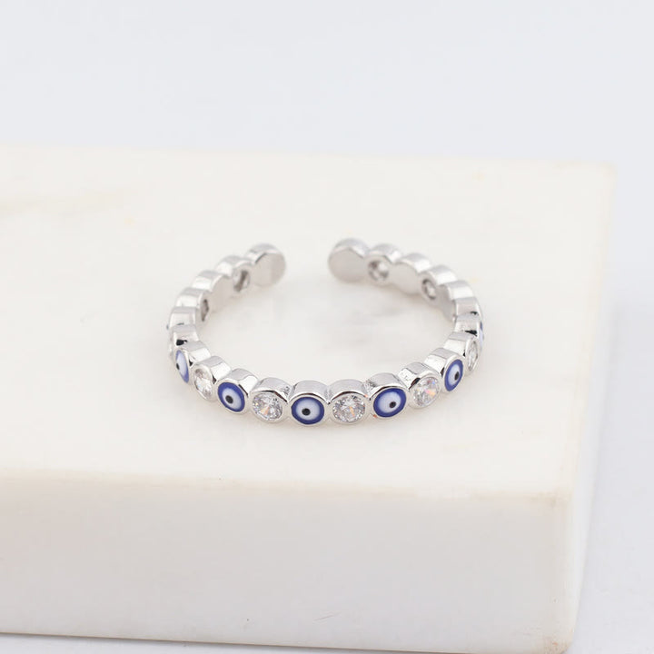 Anillo ajustable con circonita blanca y ojo malvado de colores de Olivenorma 
