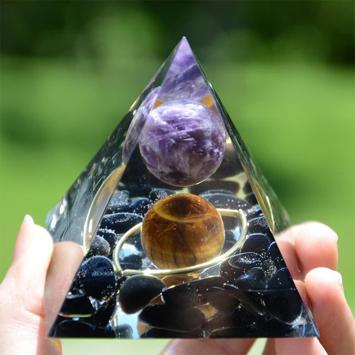 Esfera de amatista de Olivenorma con pirámide de orgón de obsidiana y ojo de tigre