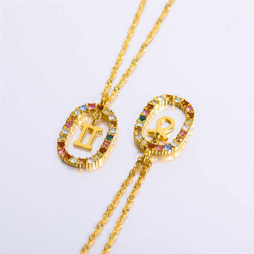 Collar con constelación del zodiaco ovalada calada con circonitas de Olivenorma 