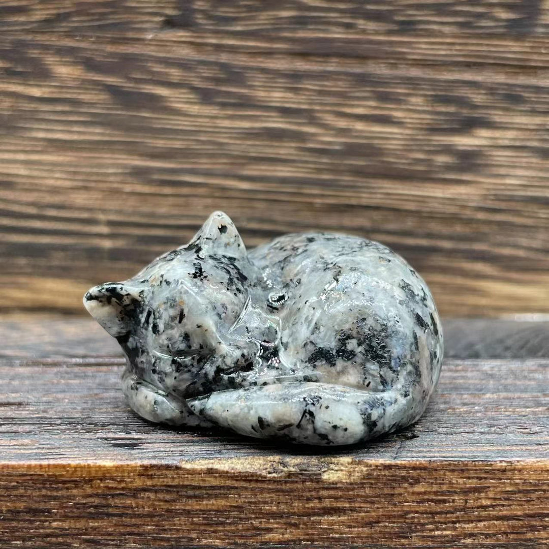 Adorno con piedras preciosas de gato de cristal natural de 4 cm de Olivenorma