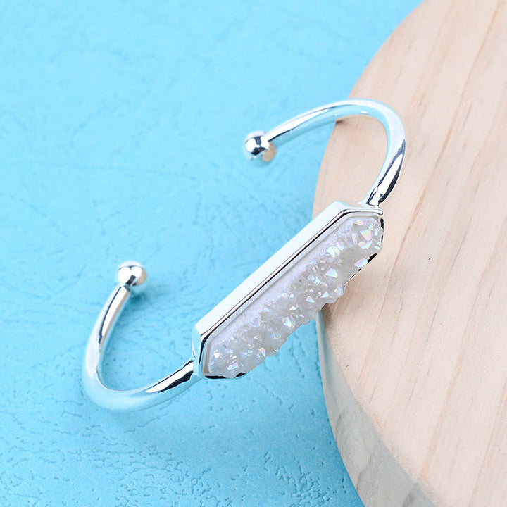 Pulsera de cobre y metal con cristales naturales de Olivenorma