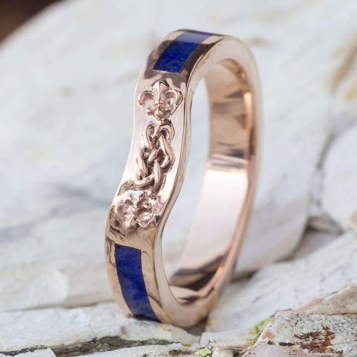 Juego de anillos de novia con nudo celta y lapislázuli de Olivenorma
