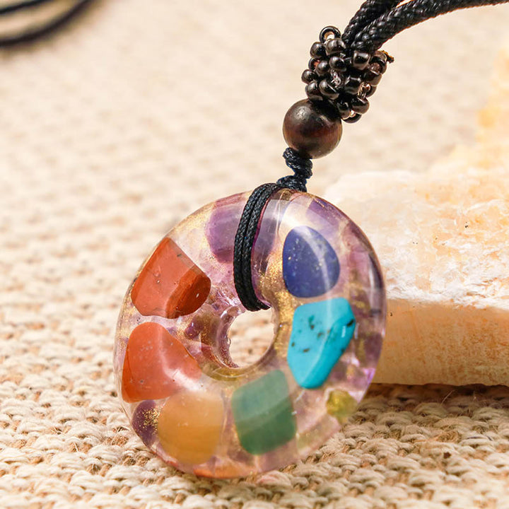 Pirámide orgónica de protección natural de los chakras