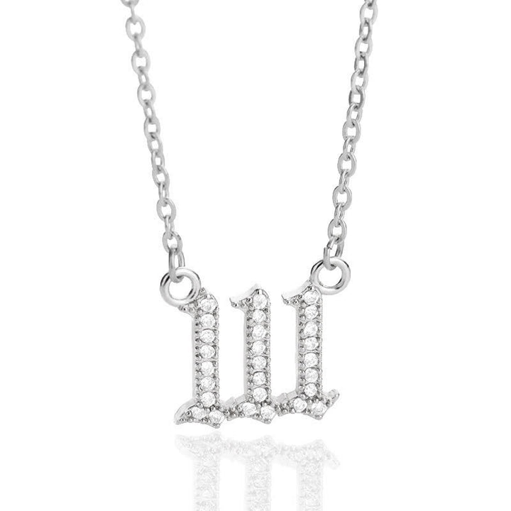 Collar con número de ángel y circonita de Olivenorma