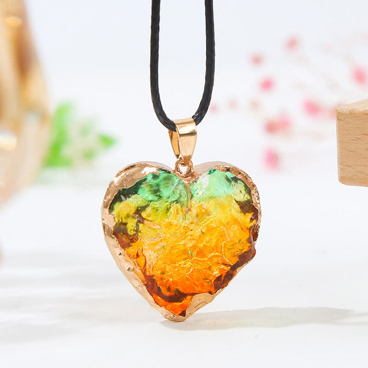 Collar de fluorita de cristal con forma de corazón creativo