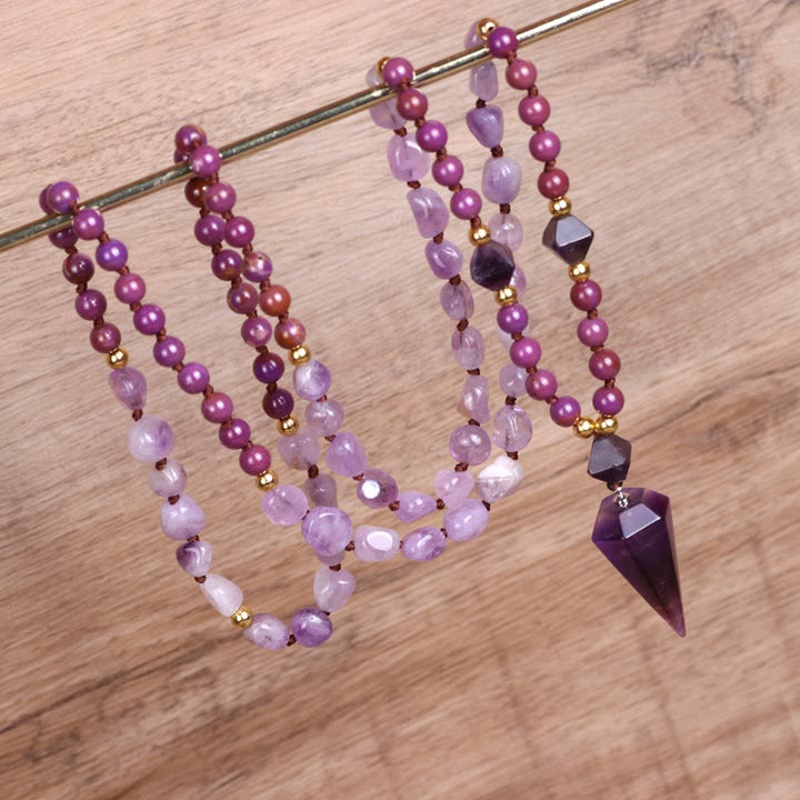 Collar de mala con cuentas de jade morado y amatista natural de Olivenorma
