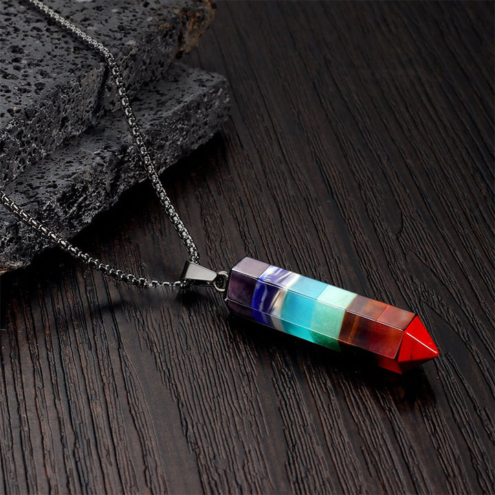 Collar de piedras preciosas de chakras con forma hexagonal de cristal