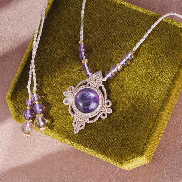 Pulsera y collar de amatista y charoita tejida a mano de Olivenorma