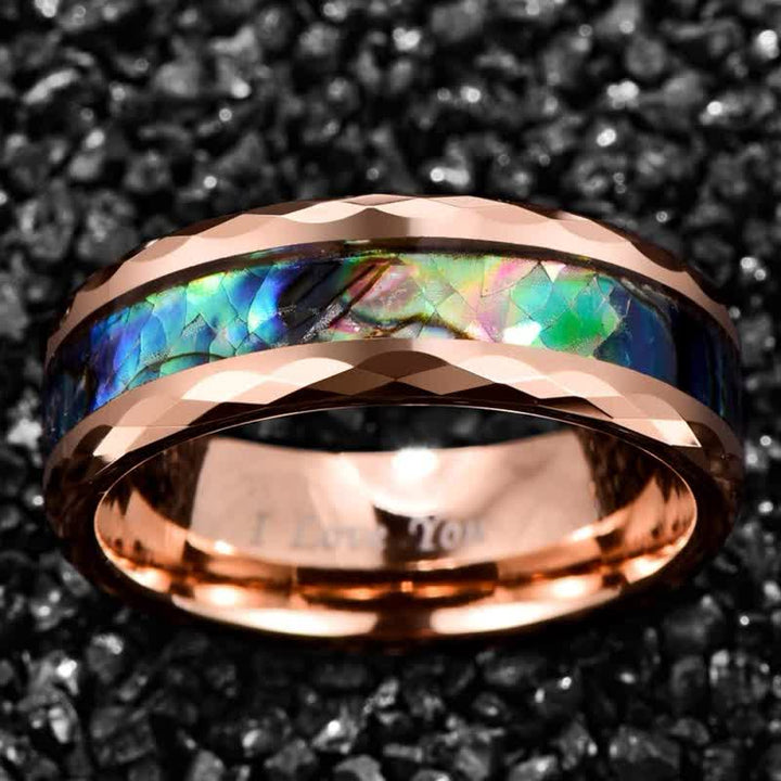 Anillo de carburo de tungsteno con concha de abulón y madera de koa de Olivenorma 