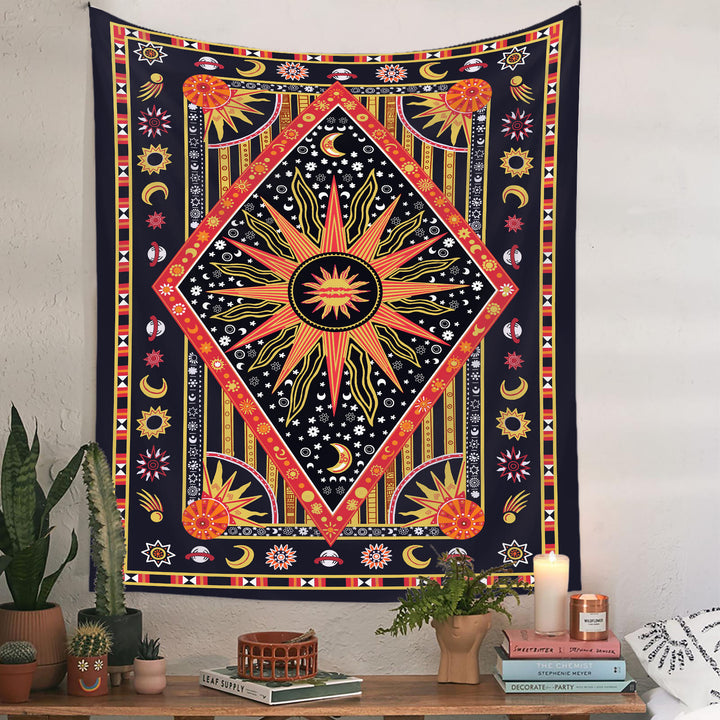 Tapiz bohemio con rayos de sol y luna de Olivenorma 