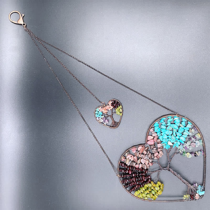 Atrapasueños de cristal con forma de corazón y árbol de la vida de los chakras de Olivenorma. 