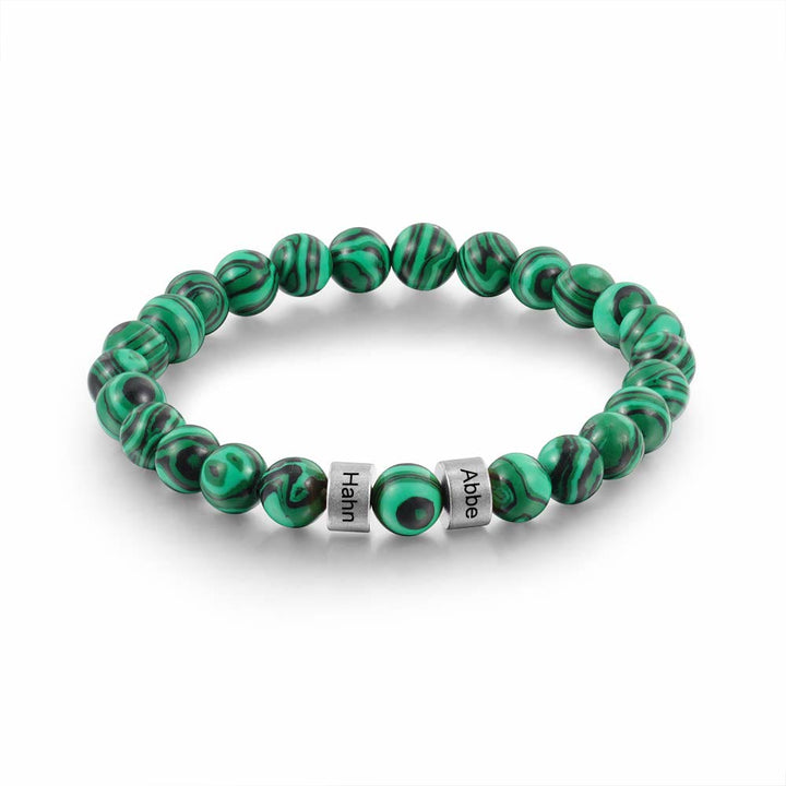 Pulsera de hombre personalizada con cuentas grabadas en piedra natural de Olivenorma
