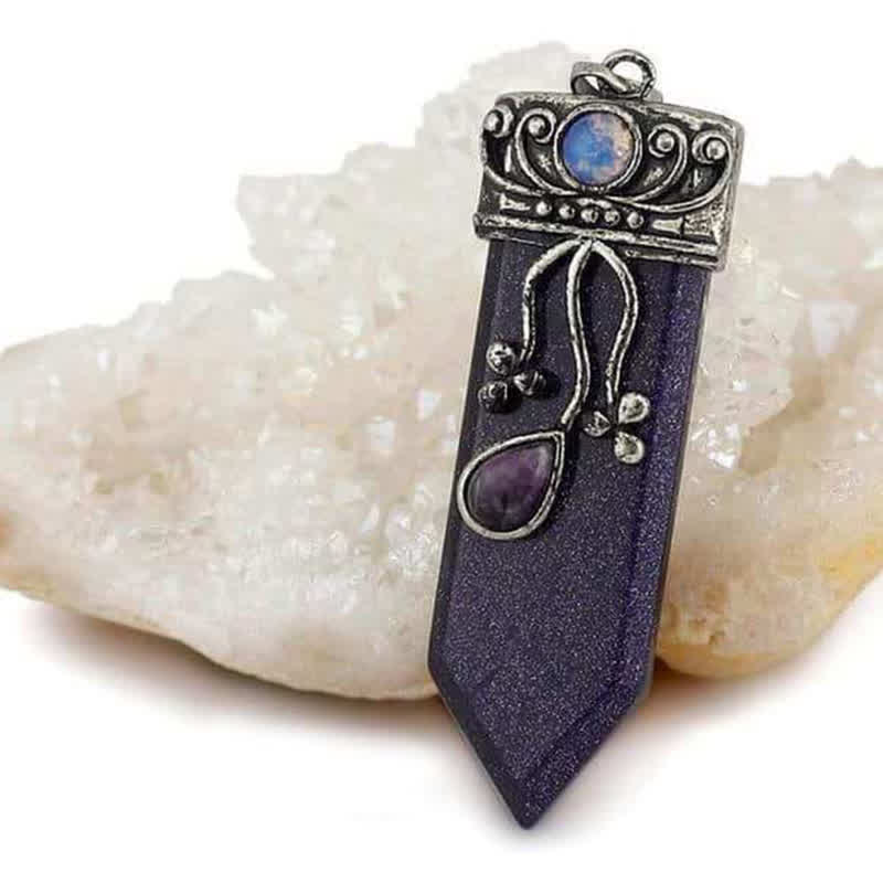 Collar de piedra natural con la diosa protectora Olivenorma 