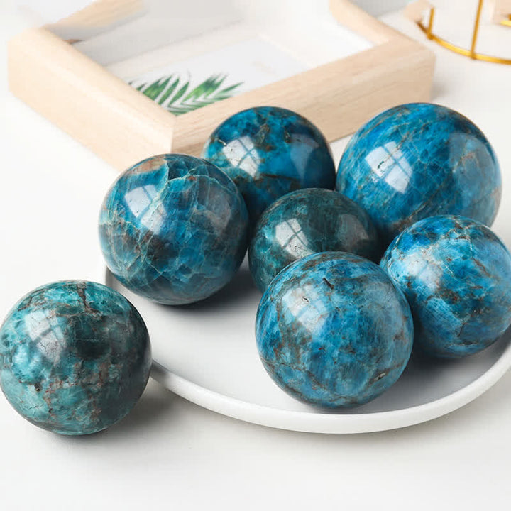 Esfera de cristal de apatita azul para fortalecer 