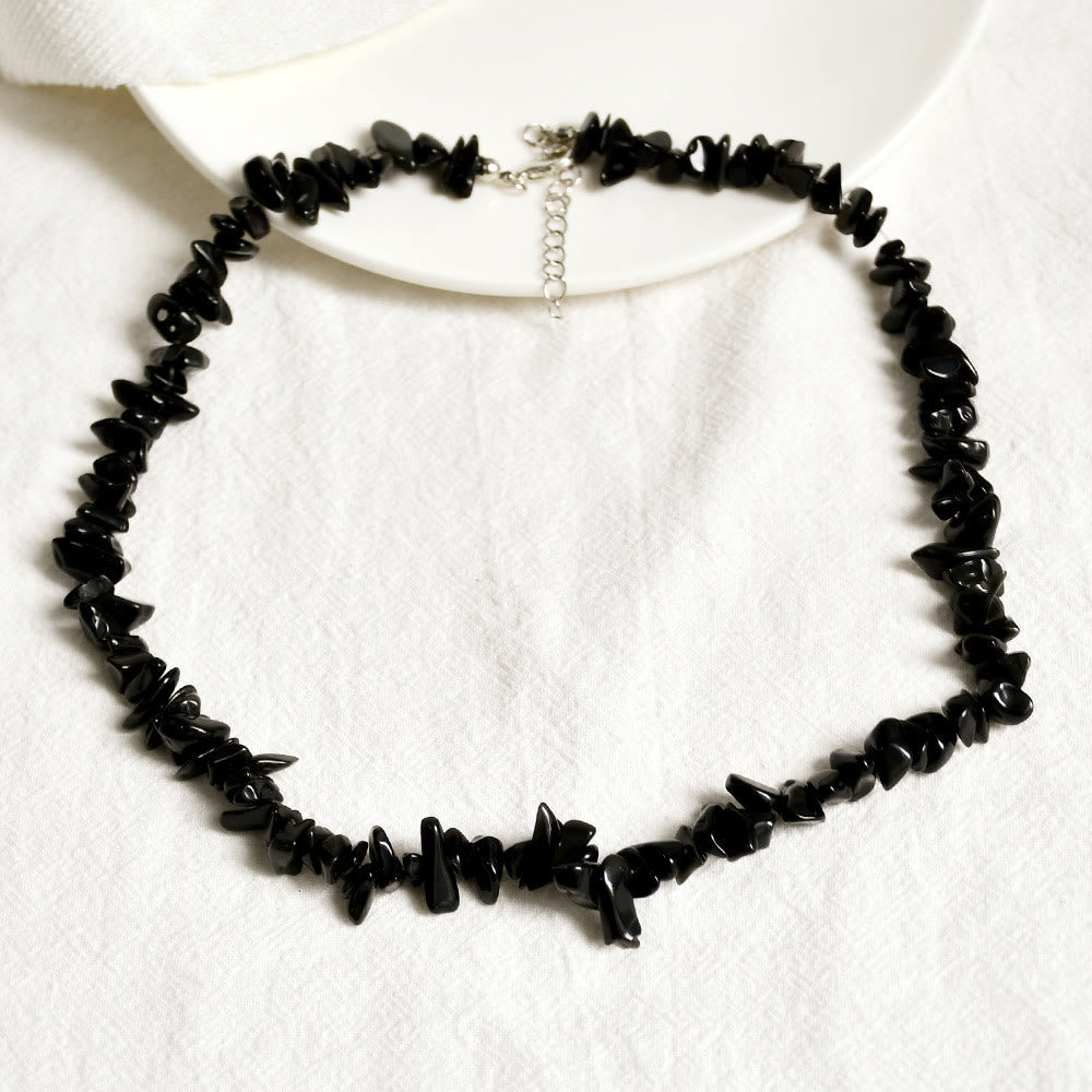 Collar de piedra de cristal pulida de forma irregular de Olivenorma