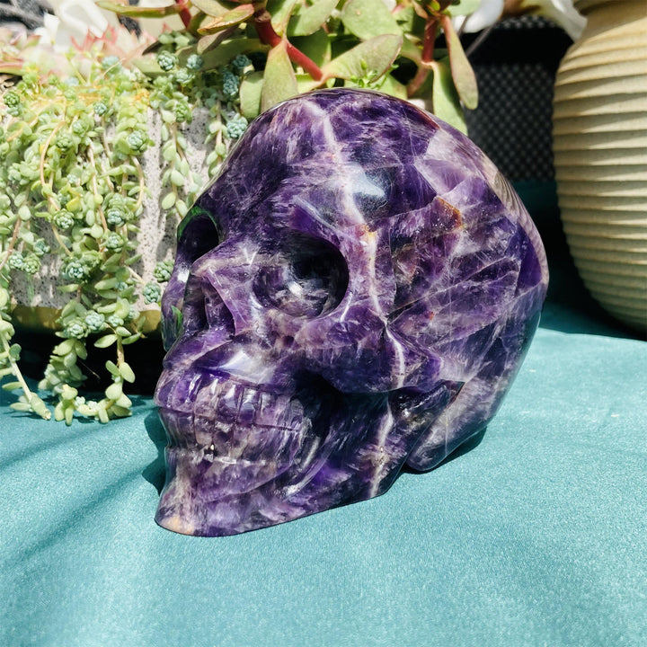 Cráneo de cristal con piedra preciosa de amatista natural de 10 cm de Olivenorma