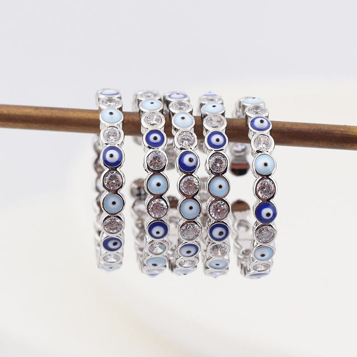 Anillo ajustable con circonita blanca y ojo malvado de colores de Olivenorma 