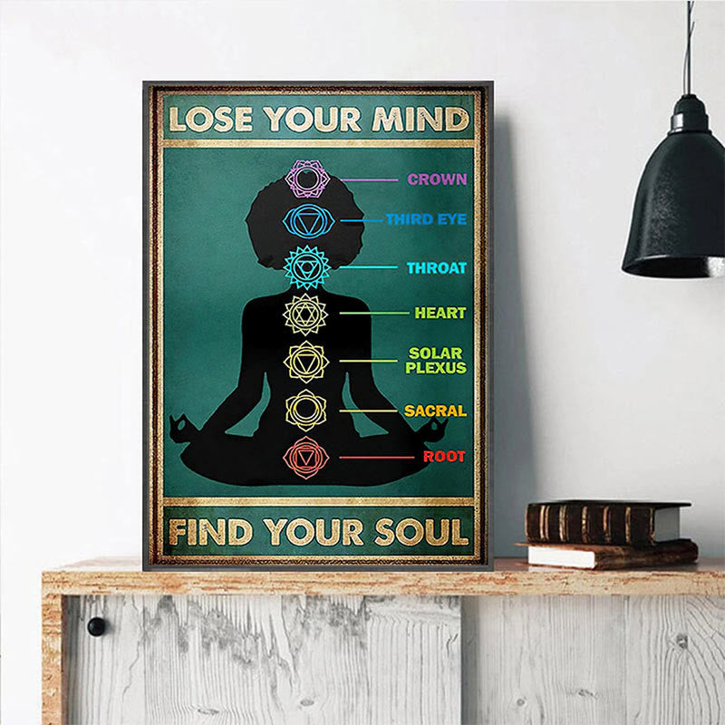 Póster decorativo de yoga con el lema "PIERDE LA CABEZA Y ENCUENTRA TU ALMA" de Olivenorma Chakra