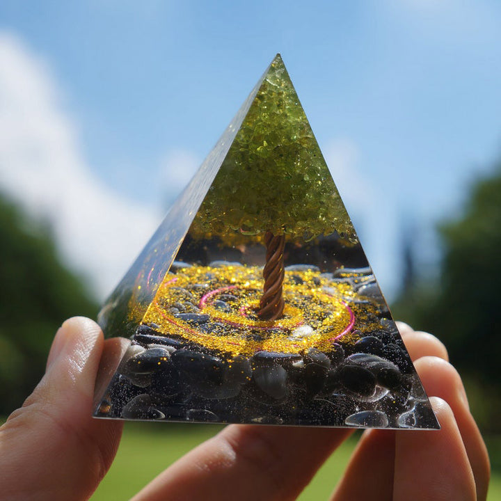 Pirámide de orgón del árbol de la vida de peridoto y obsidiana de Olivenorma