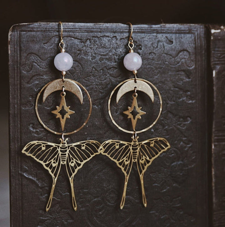Pendientes de polilla con forma de estrella y luna de cuarzo rosa natural de Olivenorma