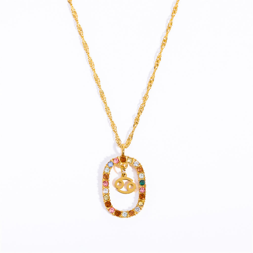 Collar con constelación del zodiaco ovalada calada con circonitas de Olivenorma 