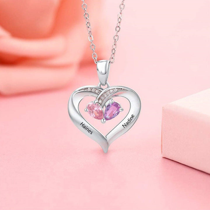 Collar con piedras de nacimiento en forma de corazón grabado y personalizado de Olivenorma - image 15