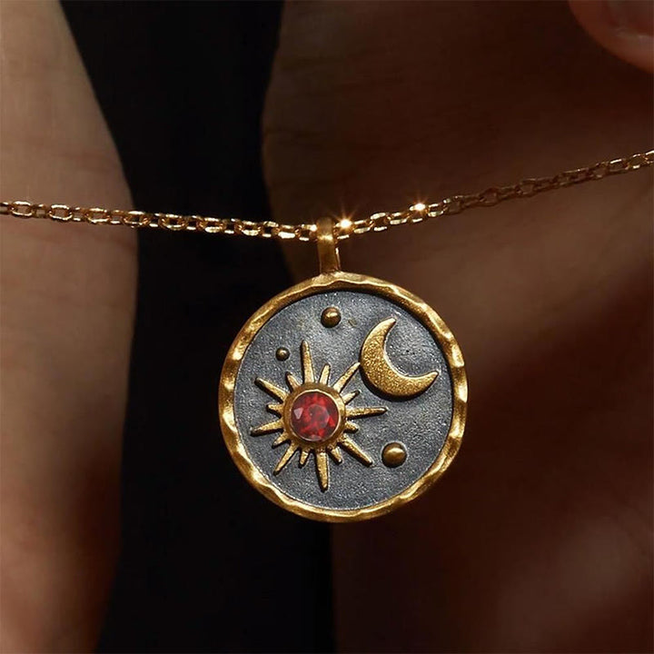Collar con piedra natal de sol y luna "Día y noche" de Olivenorma