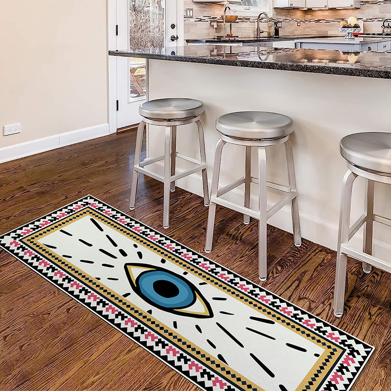 Alfombra rectangular con estampado de mal de ojo de color blanco de Olivenorma 