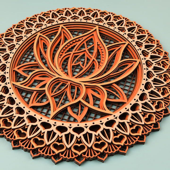 Decoración de pared con grabado 3D de madera con mandala de loto de Olivenorma