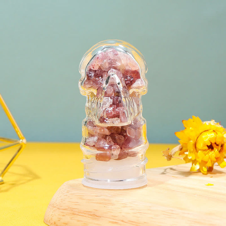 Botella de agua con decoración de cristal con forma de calavera de Olivenorma.