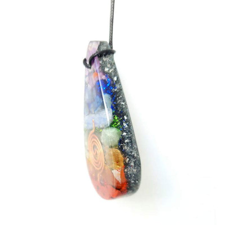 Collar de orgón curativo arcoíris con chakras de Olivenorma