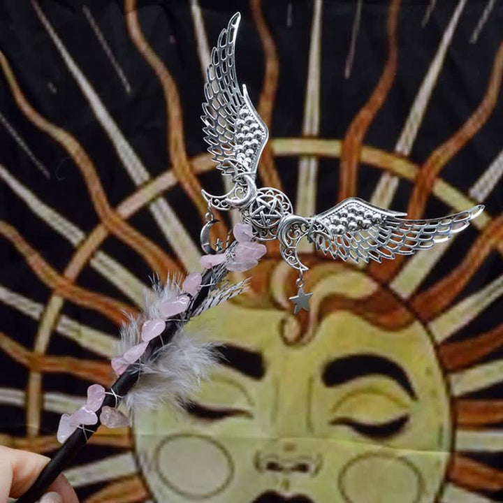 Varitas de cristal con plumas y luna de hadas naturales de Olivenorma