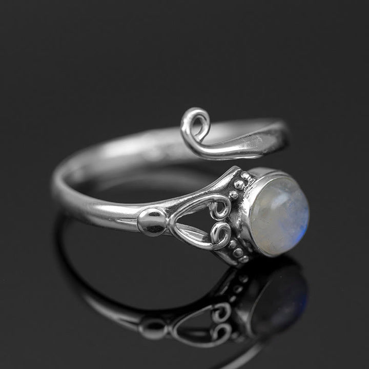 Anillo retro de piedra lunar redonda “Purifica la energía” de Olivenorma