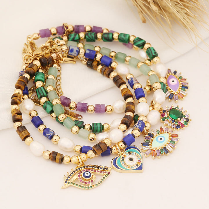 Pulsera de cobre con perlas de agua dulce y piedra natural de Olivenorma 