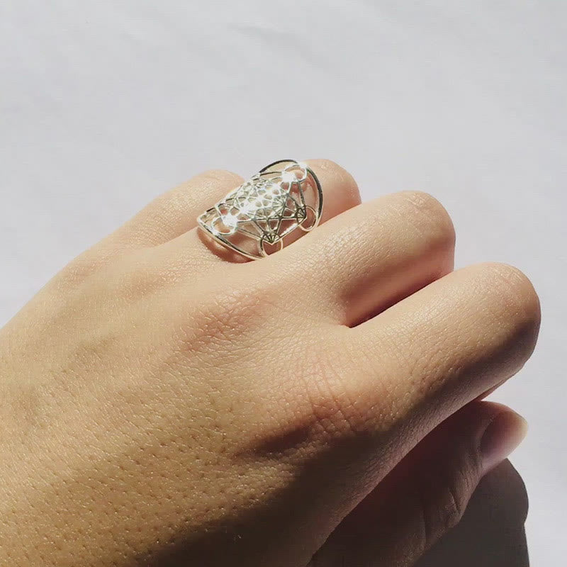 Anillo ajustable de acero inoxidable con símbolo del cubo de Metatrón de Olivenorma 
