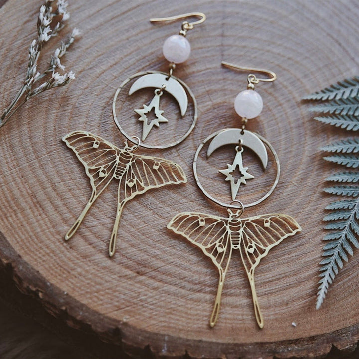 Pendientes de polilla con forma de estrella y luna de cuarzo rosa natural de Olivenorma