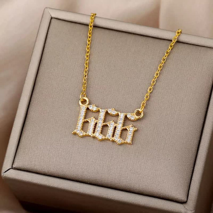 Collar con número de ángel y circonita de Olivenorma