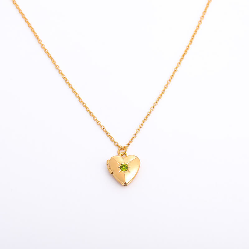 Collar con forma de corazón y piedra natal "Shine in My Heart" de Olivenorma 