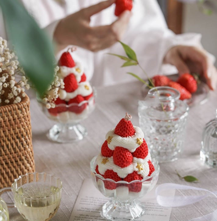 Vela navideña con forma de alce, muñeco de nieve y Papá Noel de Olivenorma 