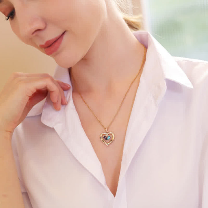 Collar con piedras de nacimiento en forma de corazón grabado y personalizado de Olivenorma - image 14