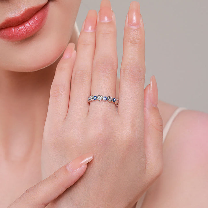 Anillo de plata de ley S925 con forma de corazón y circonita blanca de Olivenorma