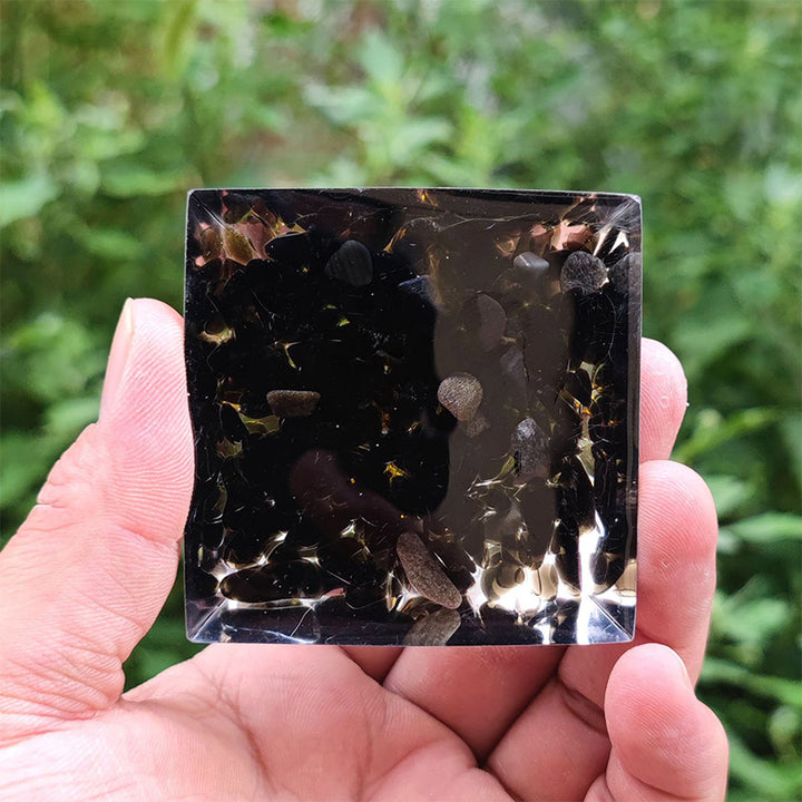 Pirámide de orgón del árbol de la vida de obsidiana de Olivenorma con peridoto