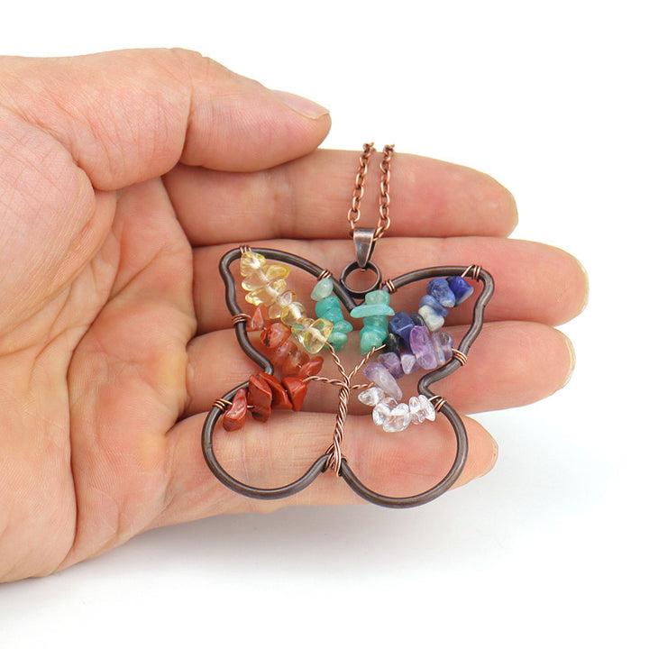 Collar curativo de mariposa con chakras