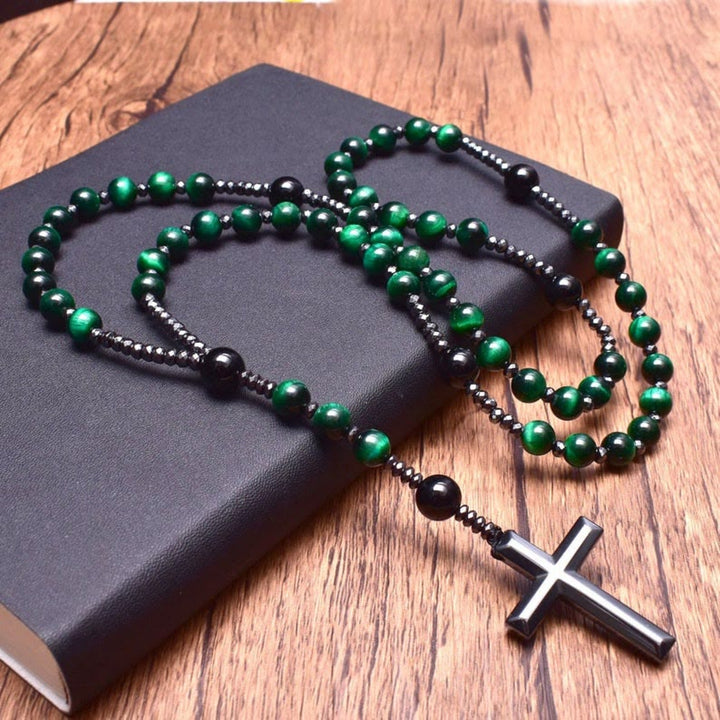 Collar rosario para hombre con cruz de lapislázuli y ojo de tigre de Olivenorma
