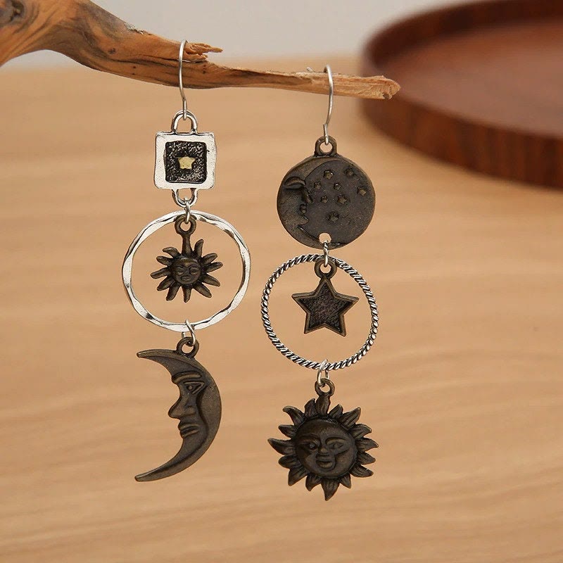 Pendientes colgantes con forma de sol y luna y cara de Olivenorma Pendientes bohemios