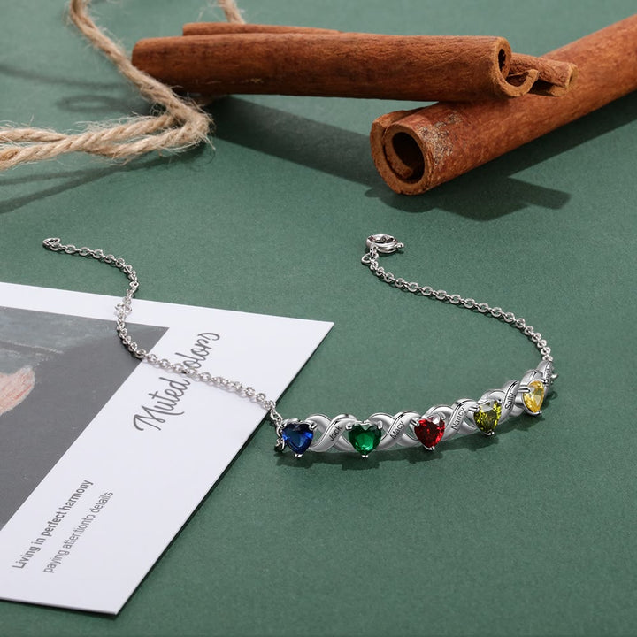 Pulsera con piedra natal de madre grabada personalizada de Olivenorma