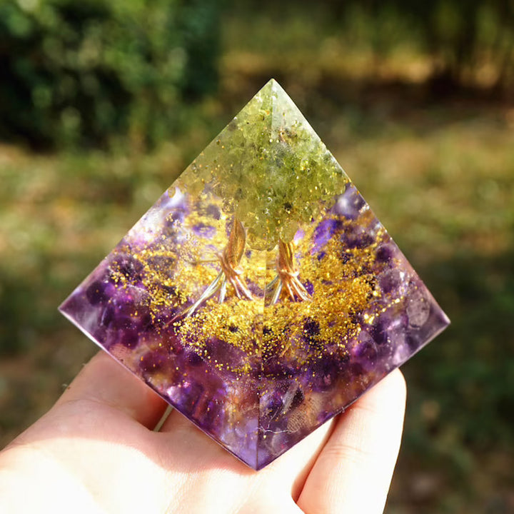 Pirámide de orgón del árbol de la vida de peridoto y amatista de Olivenorma