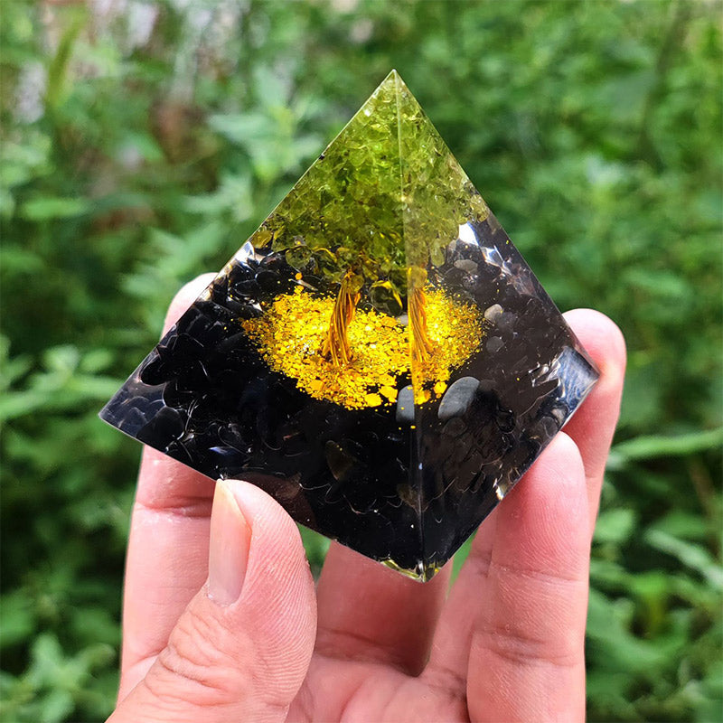 Pirámide de orgón del árbol de la vida de obsidiana de Olivenorma con peridoto
