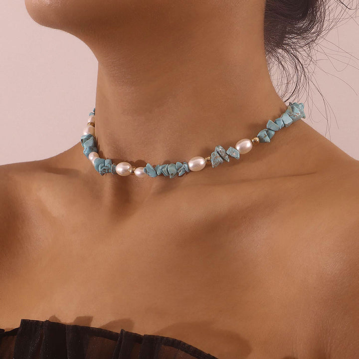 Collar de piedra irregular natural con perla bohemia de Olivenorma