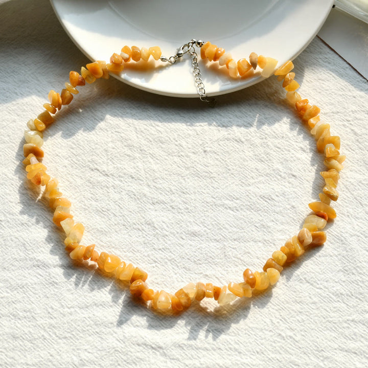 Collar de piedra de cristal pulida de forma irregular de Olivenorma